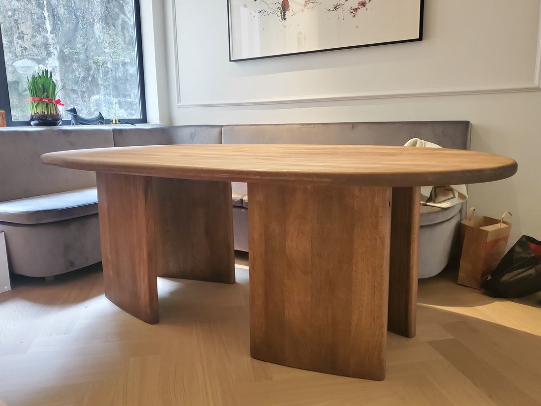 Laura Dining Table