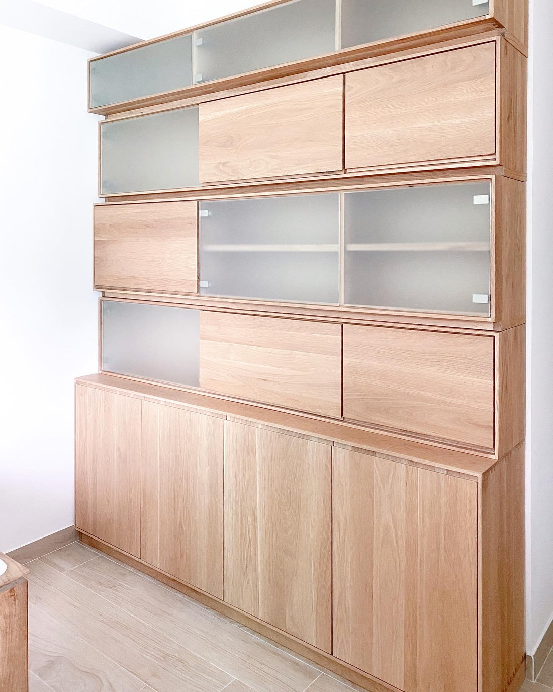 Kasper Cabinet