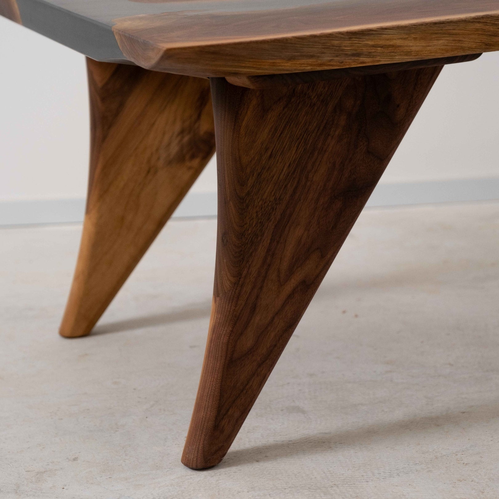 Niklas Coffee Table