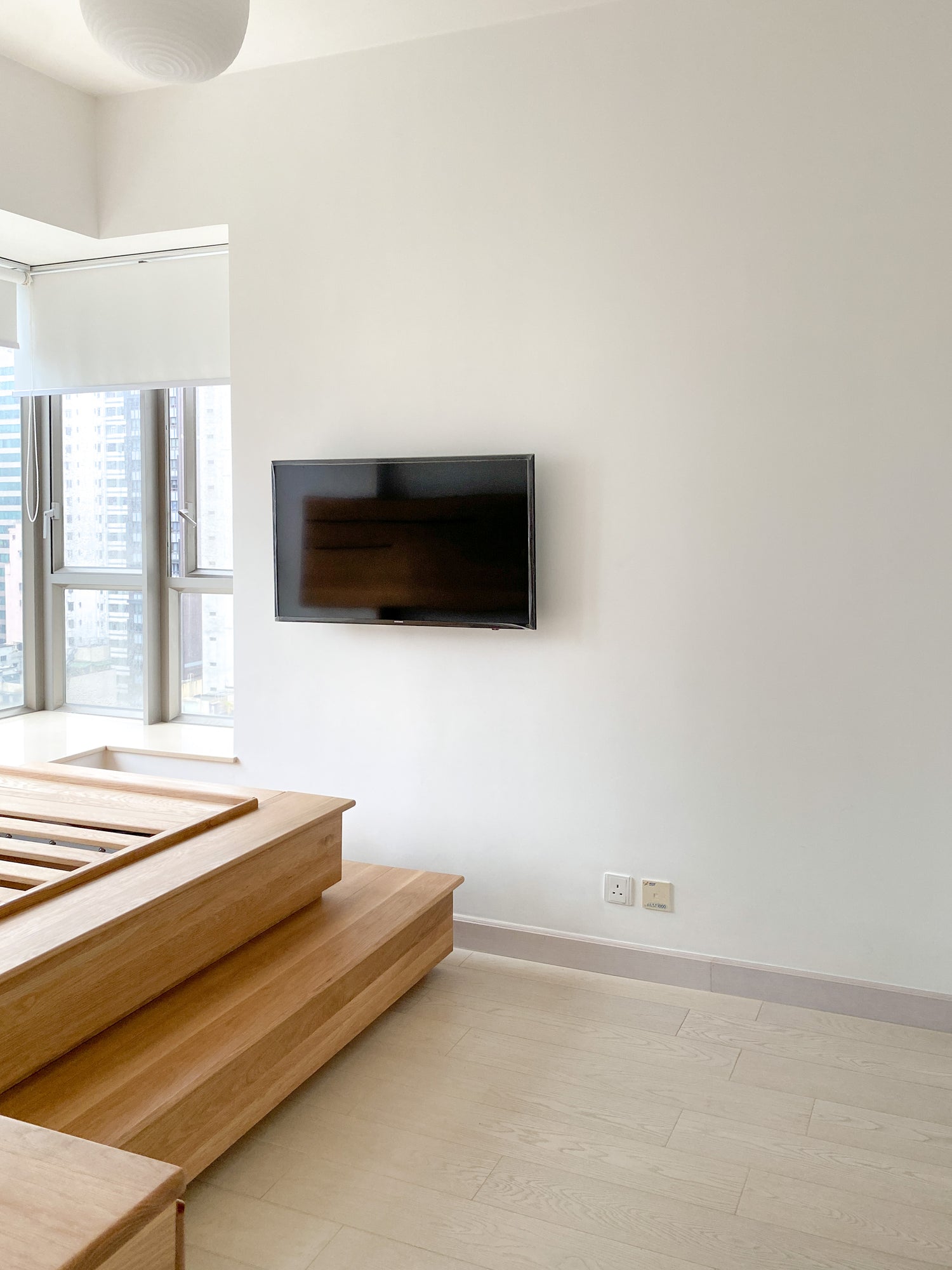Highlands Storage Platform Bed