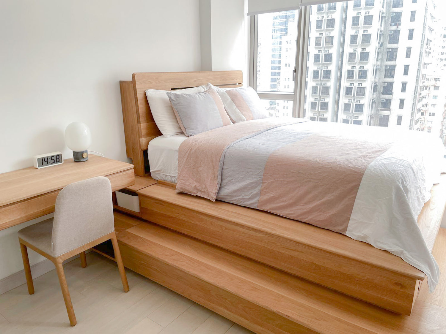 Highlands Storage Platform Bed