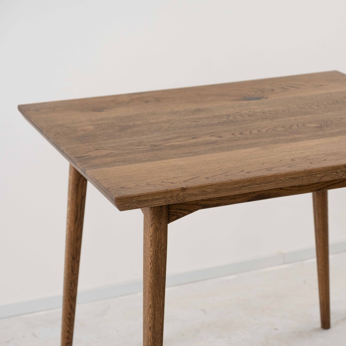 Florian Dining Table