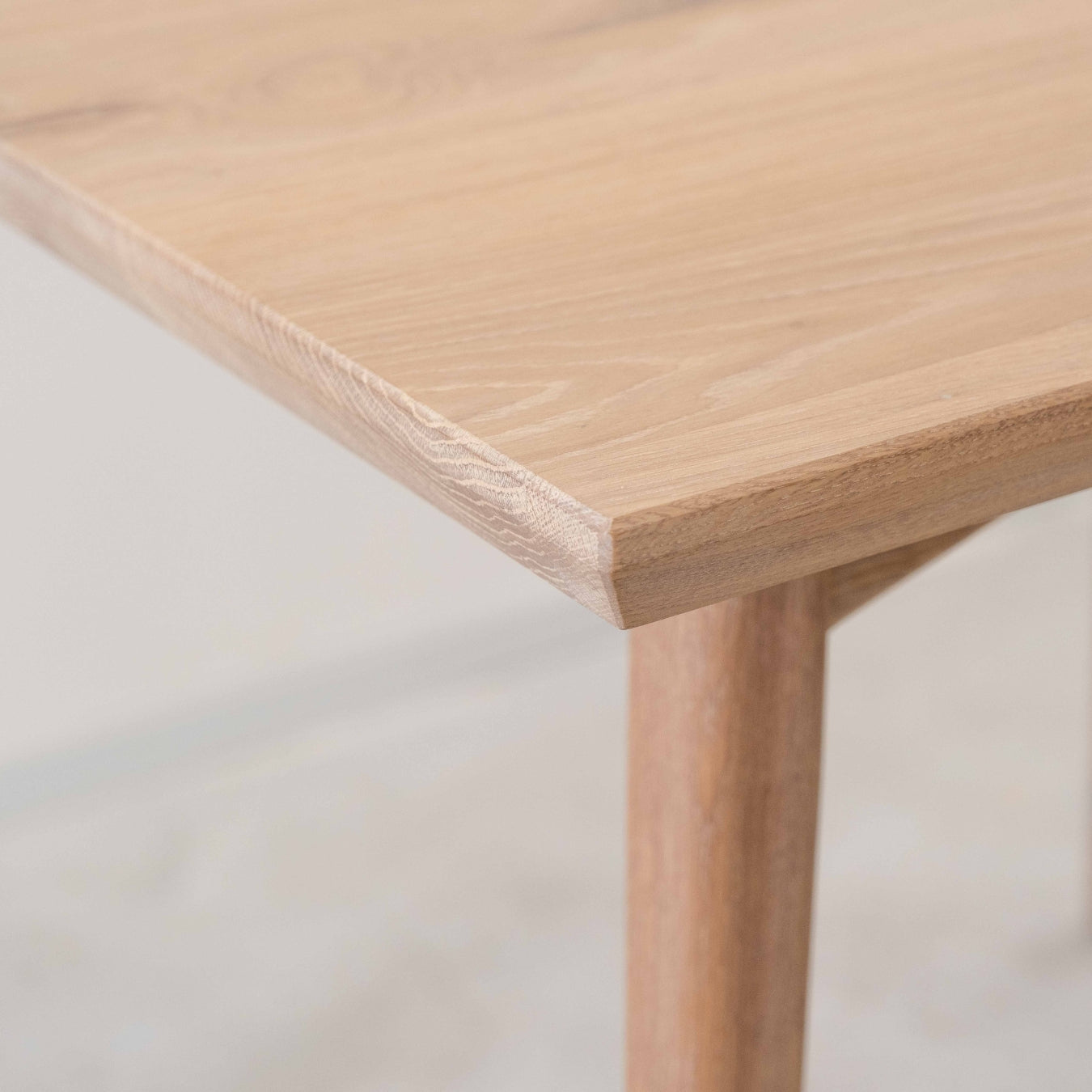 Florian Dining Table