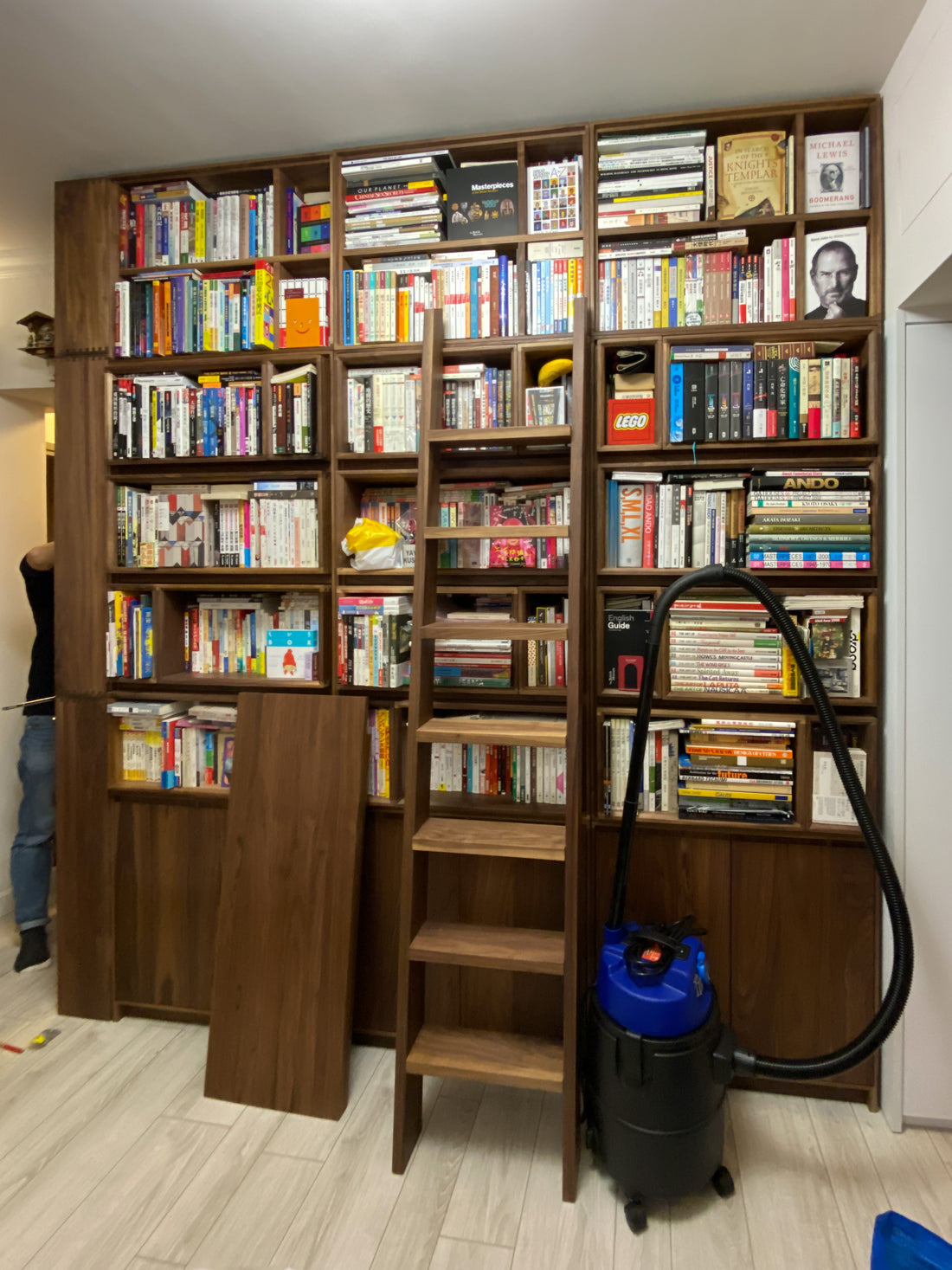 Benson Bookshelf with Ladder and movable storage box system